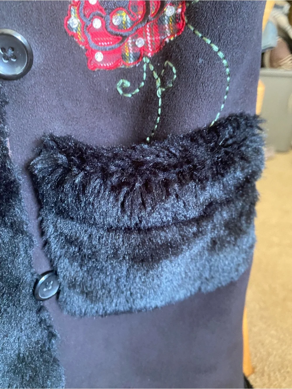The Children's Place Black Faux-Fur Trim Coat with Red Floral Appliqué size 7/8